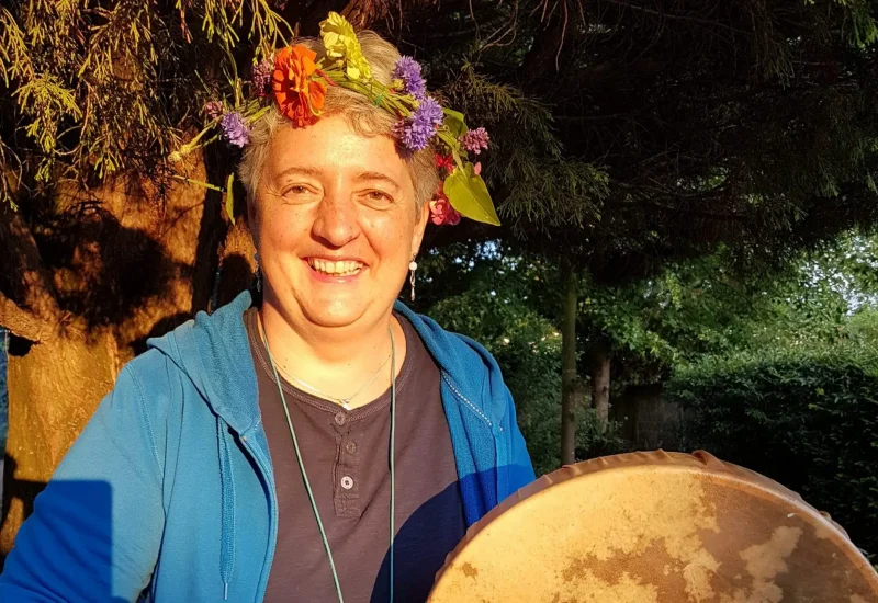 Hollepriesterin Annette